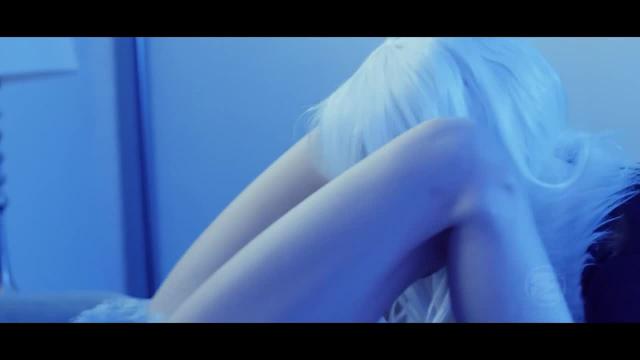 Лесбийские стремления женщины-кошки - Скачать и смотреть порно видео