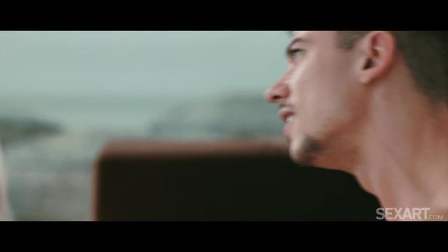 Любимое занятие рыжеволосой куколки - Скачать и смотреть порно видео