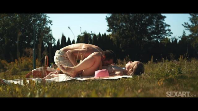 Природа как катализатор страсти - Скачать и смотреть порно видео